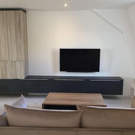Rodez - Superbe Appartement Neuf Avec Vue Exterior photo